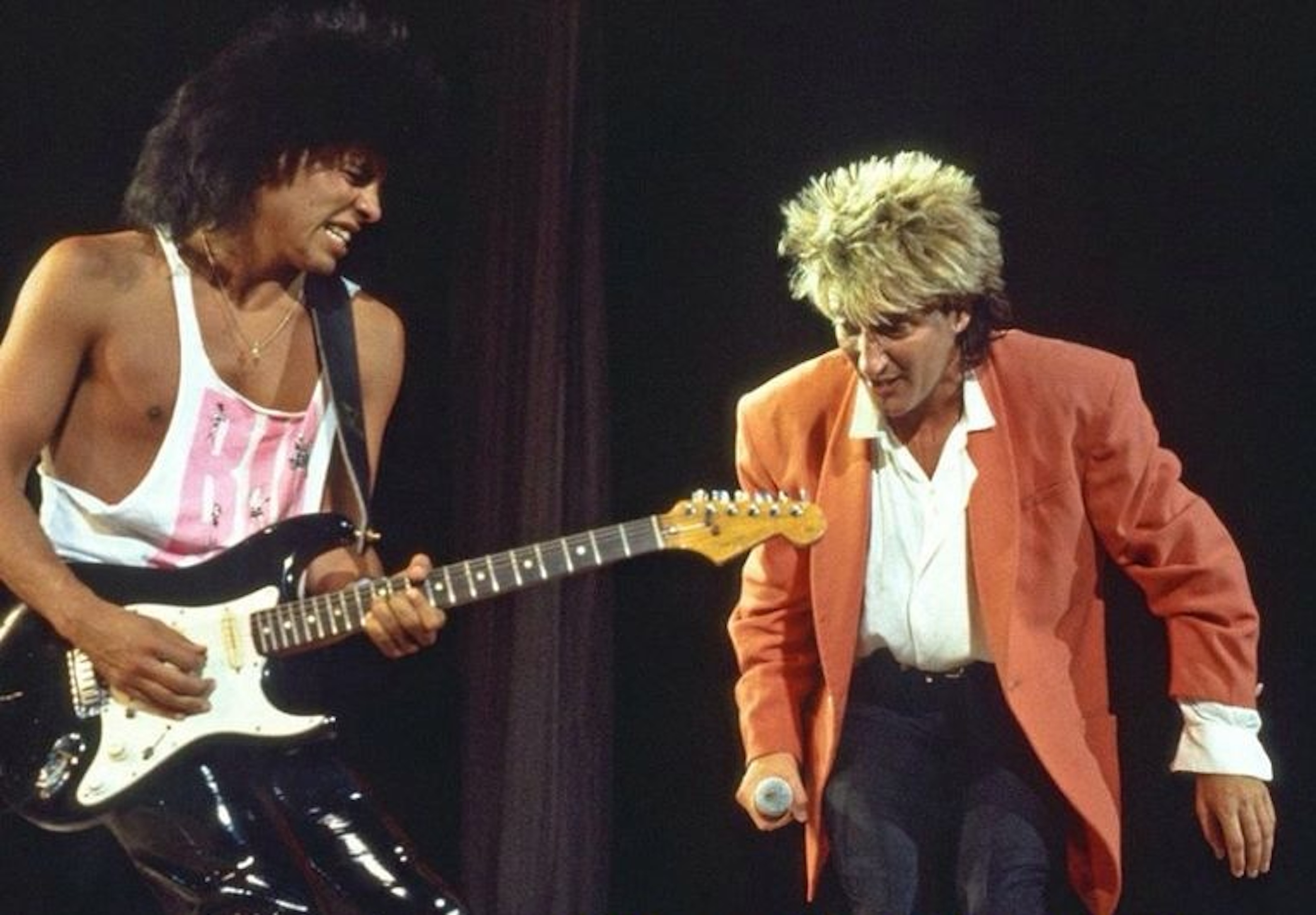 Memoir By Rod Stewart’s Former Lead Guitarist Sells Out Of First